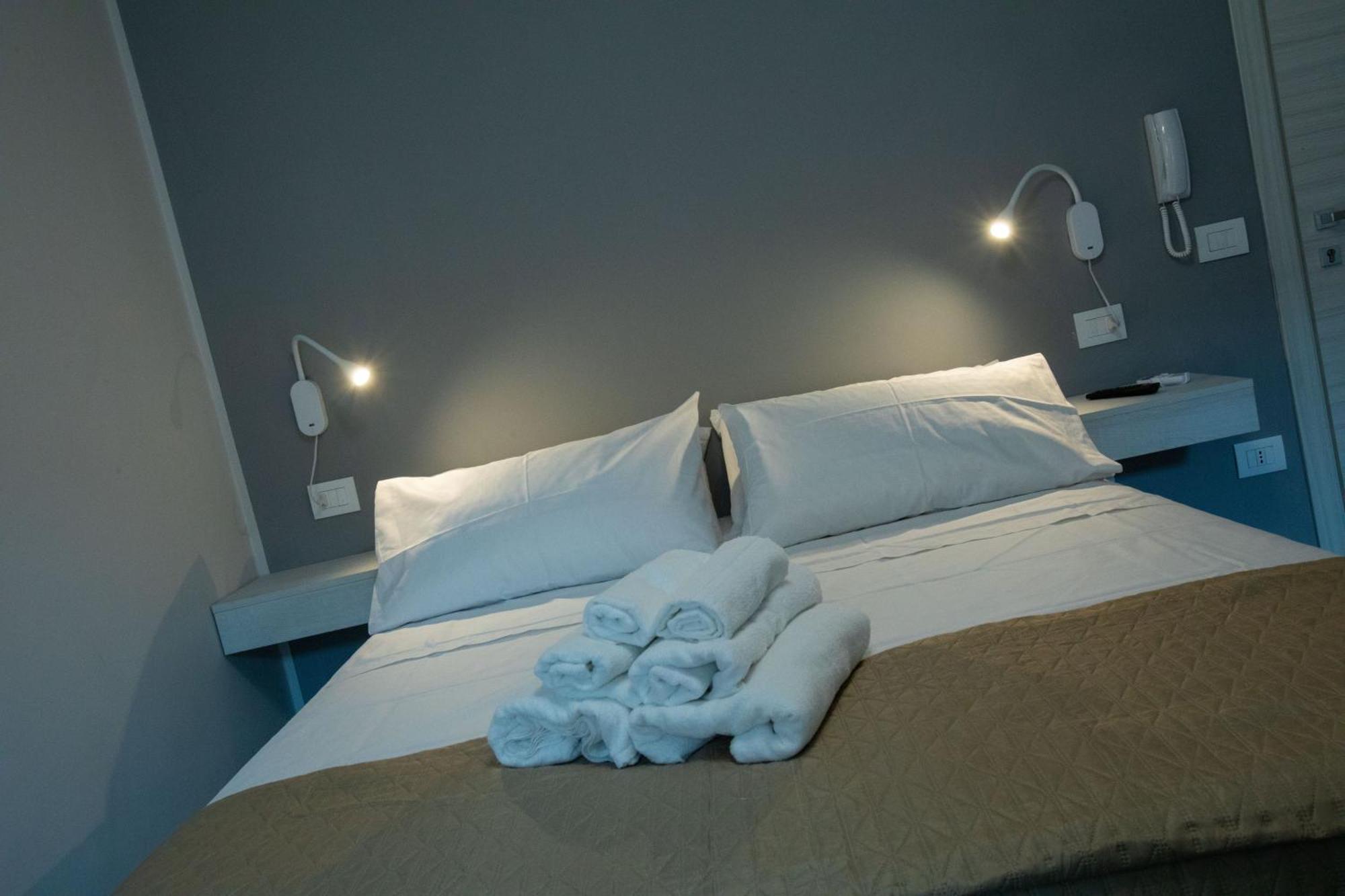 Al 54 Accommodation San Benedetto del Tronto Exteriér fotografie